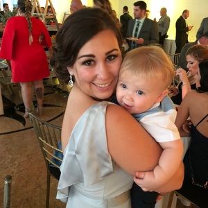 Meet your Posher, Lauren